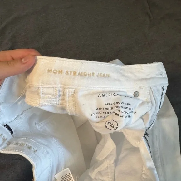 American Eagle White Jeans - Picture 6 of 8